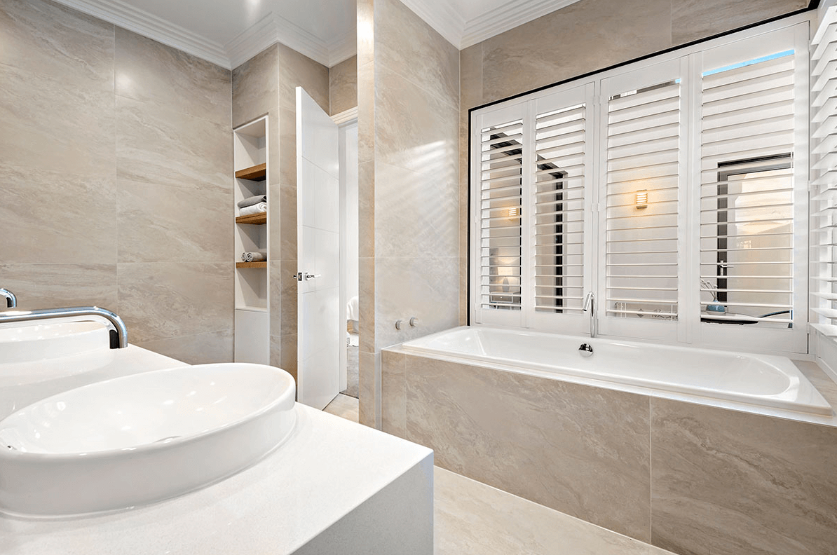 PLANTATION SHUTTERS BY COUNTRY – QUALITY OPTIONS IN A CLASSIC DESIGN