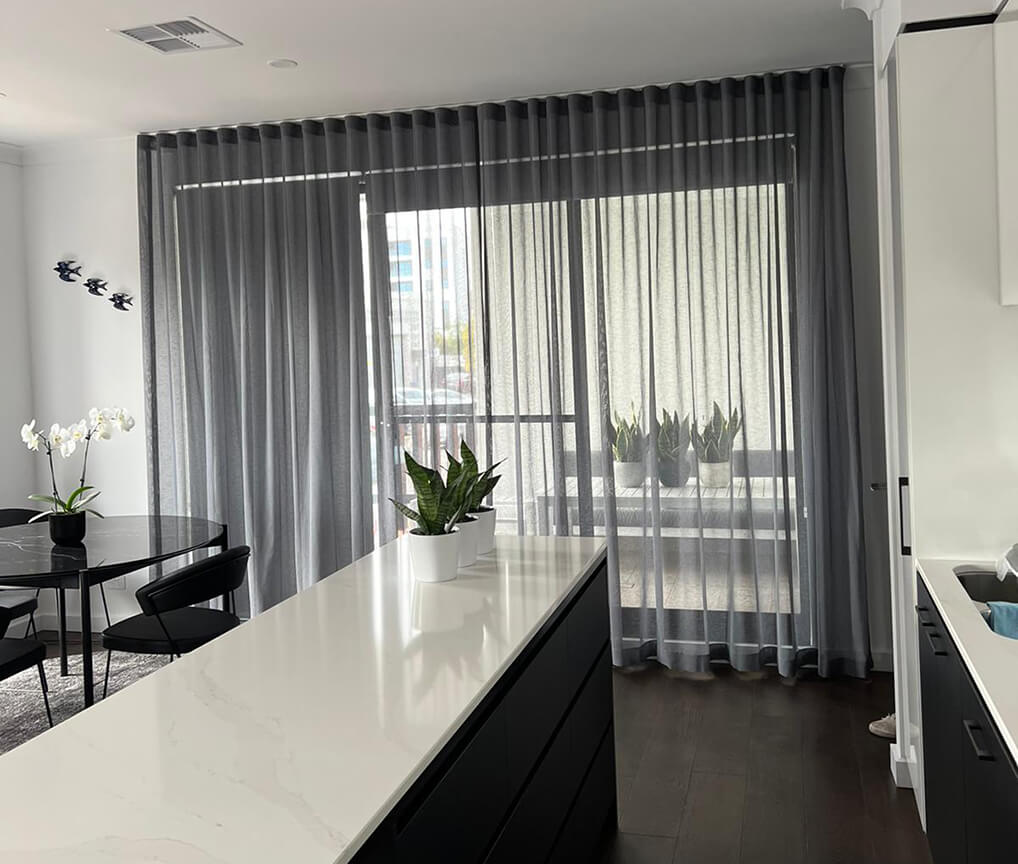 9 Reasons To Choose Roller Blinds